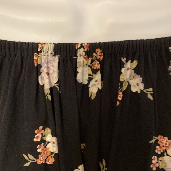 Loft Floral Blouse - Picture 3 of 8